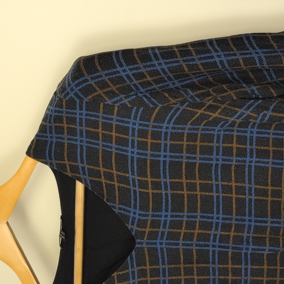 YEST PLAID DRESS SIZE 8 - Picture 3 of 7